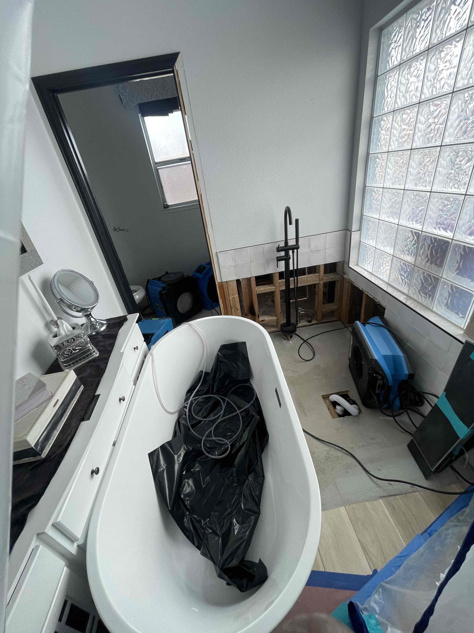 Hector Garcia, Kenneth McCloud