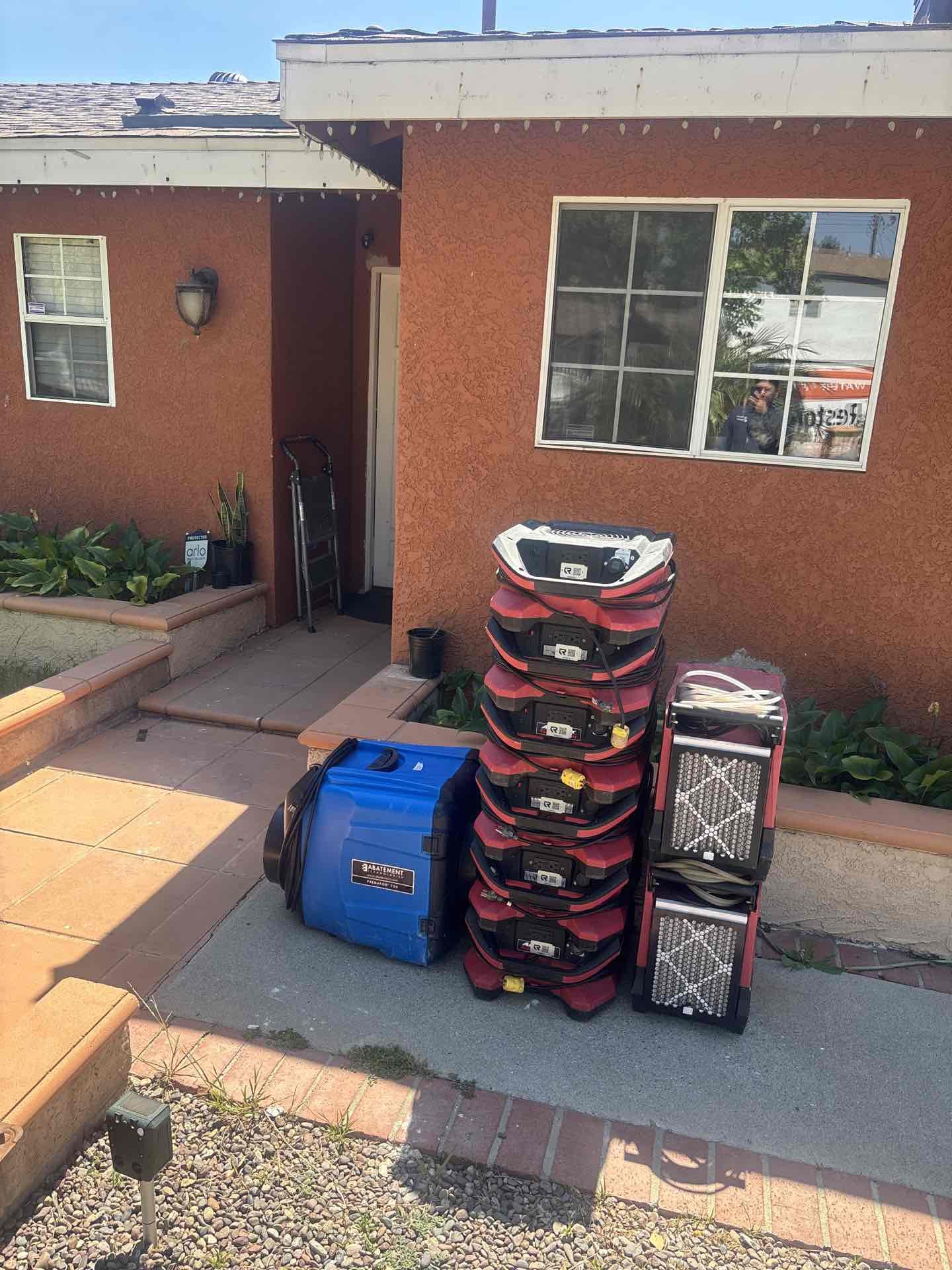 Angel Hipolito Delgado, Jorge Sorto