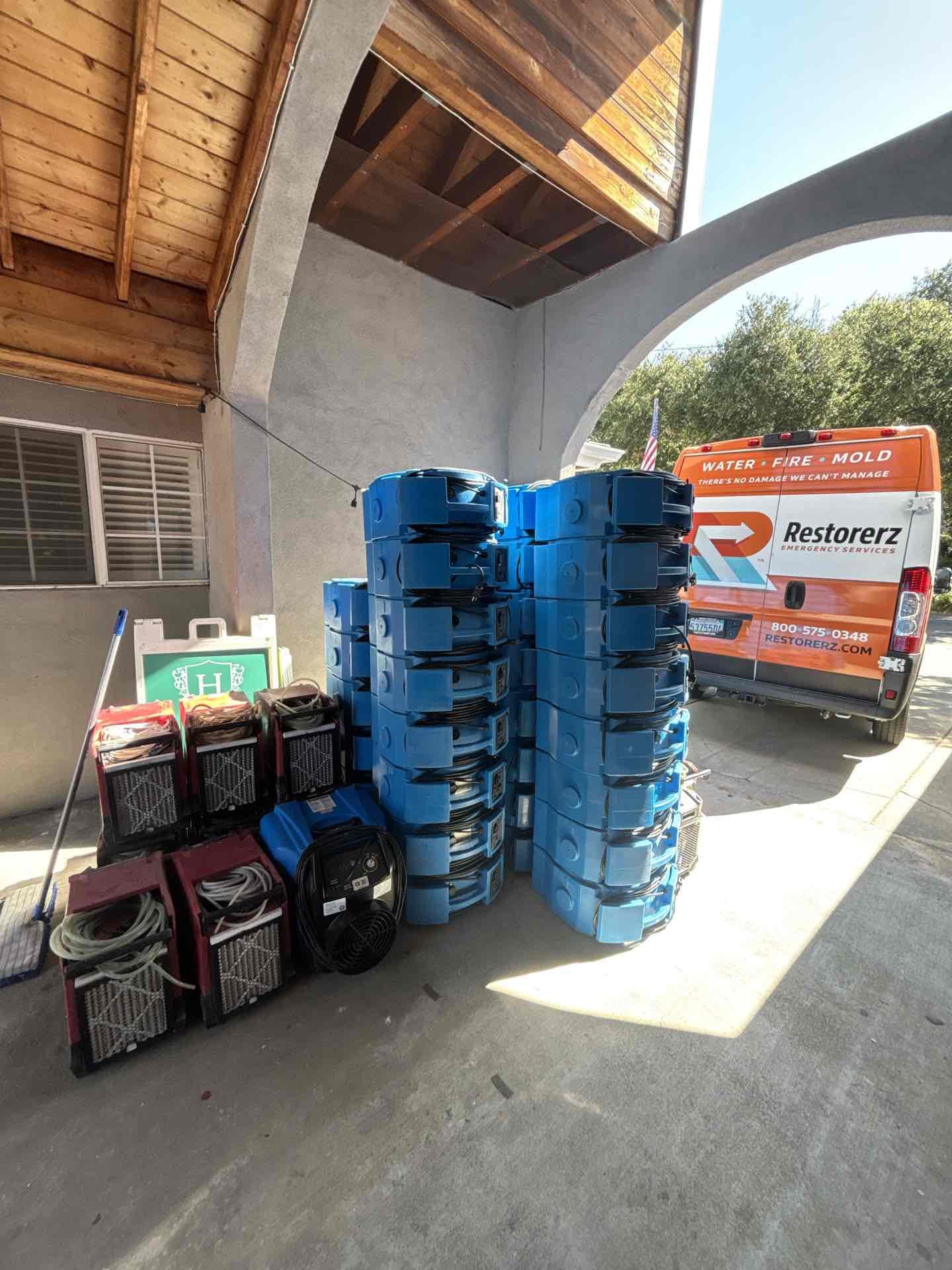 Angel Hipolito Delgado, Jorge Sorto